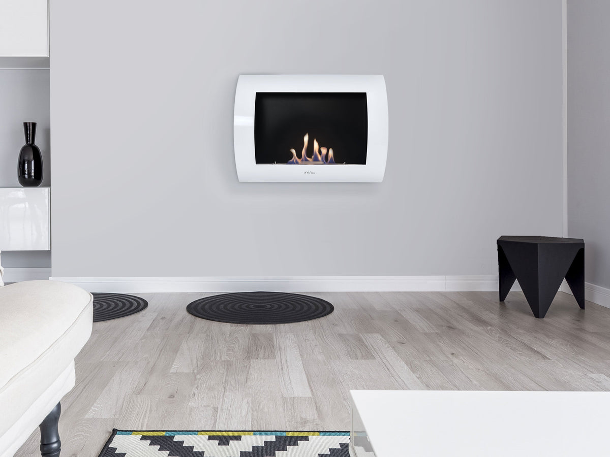 Cheminée murale Inox Classic blanche en situation
